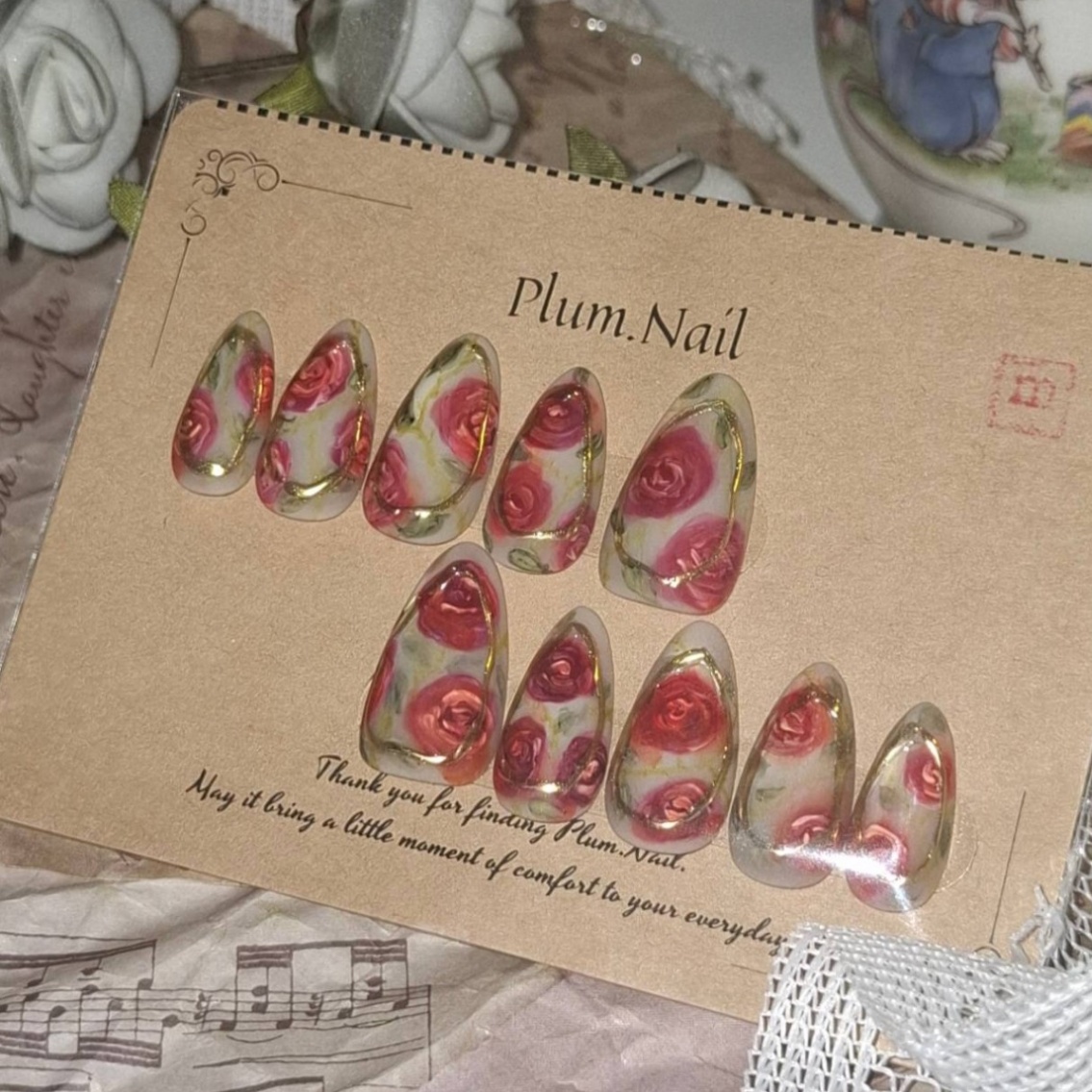 ①ネイルチップ｜ローズフラワー×ゴールドライン｜洗練・上品・エレガント・高級感｜大人ニュアンス・フェミニン｜アーモンド｜現品Mサイズ｜結婚式・ブライダル・お呼ばれ・パーティー・デート・特別な日 3枚目