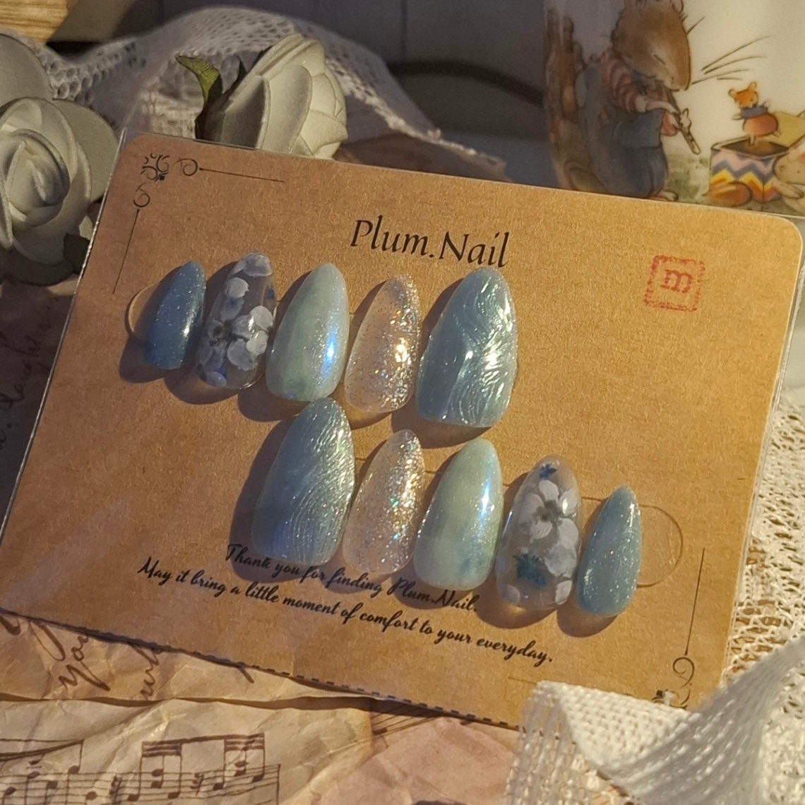 ⑦Mネイルチップ|アイスブルー×フラワー|ニュアンスラメ|洗練・上品・エレガント・高級感|透明感ネイル・大人上品|アーモンド|現品Mサイズ|結婚式・ブライダル・お呼ばれ・パーティー・デート・特別な日 2枚目