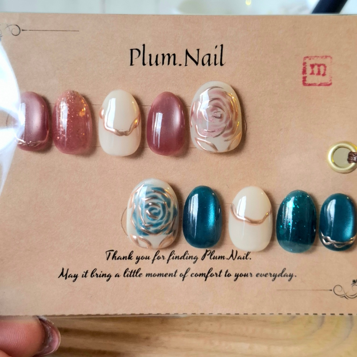 ④ネイルチップ｜ターコイズ×ローズピンクの華やかフラワー｜洗練・上品・エレガント・高級感・春｜大人ニュアンス｜ショートオーバル｜現品Mサイズ｜結婚式・ブライダル・お呼ばれ・パーティー・デート・特別な日