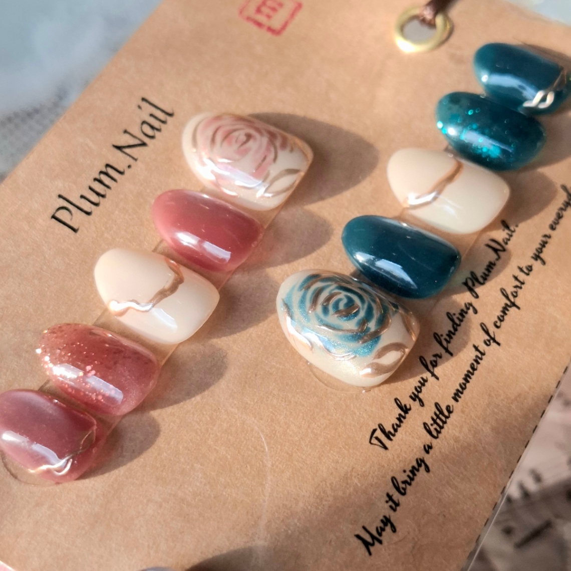 ④ネイルチップ｜ターコイズ×ローズピンクの華やかフラワー｜洗練・上品・エレガント・高級感・春｜大人ニュアンス｜ショートオーバル｜現品Mサイズ｜結婚式・ブライダル・お呼ばれ・パーティー・デート・特別な日 3枚目