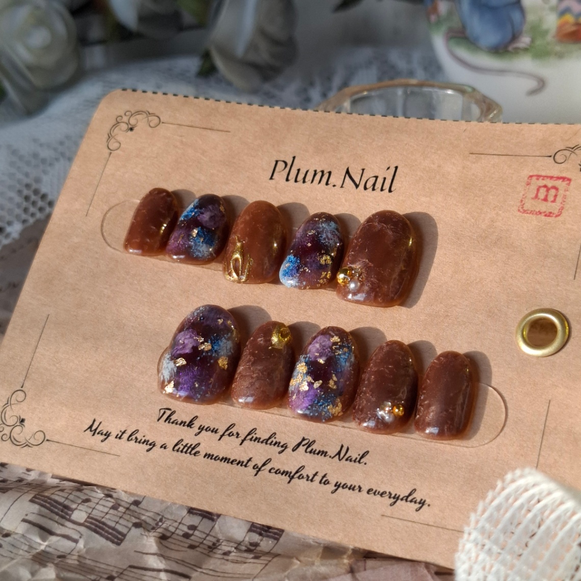 ⑩M ネイルチップ｜ダークニュアンス×ブルーパープル｜上品・洗練・神秘的・高級感｜大人ネイル・落ち着きデザイン｜ショートオーバル｜現品Mサイズ｜お出かけ・デート・特別な日のコピー 2枚目