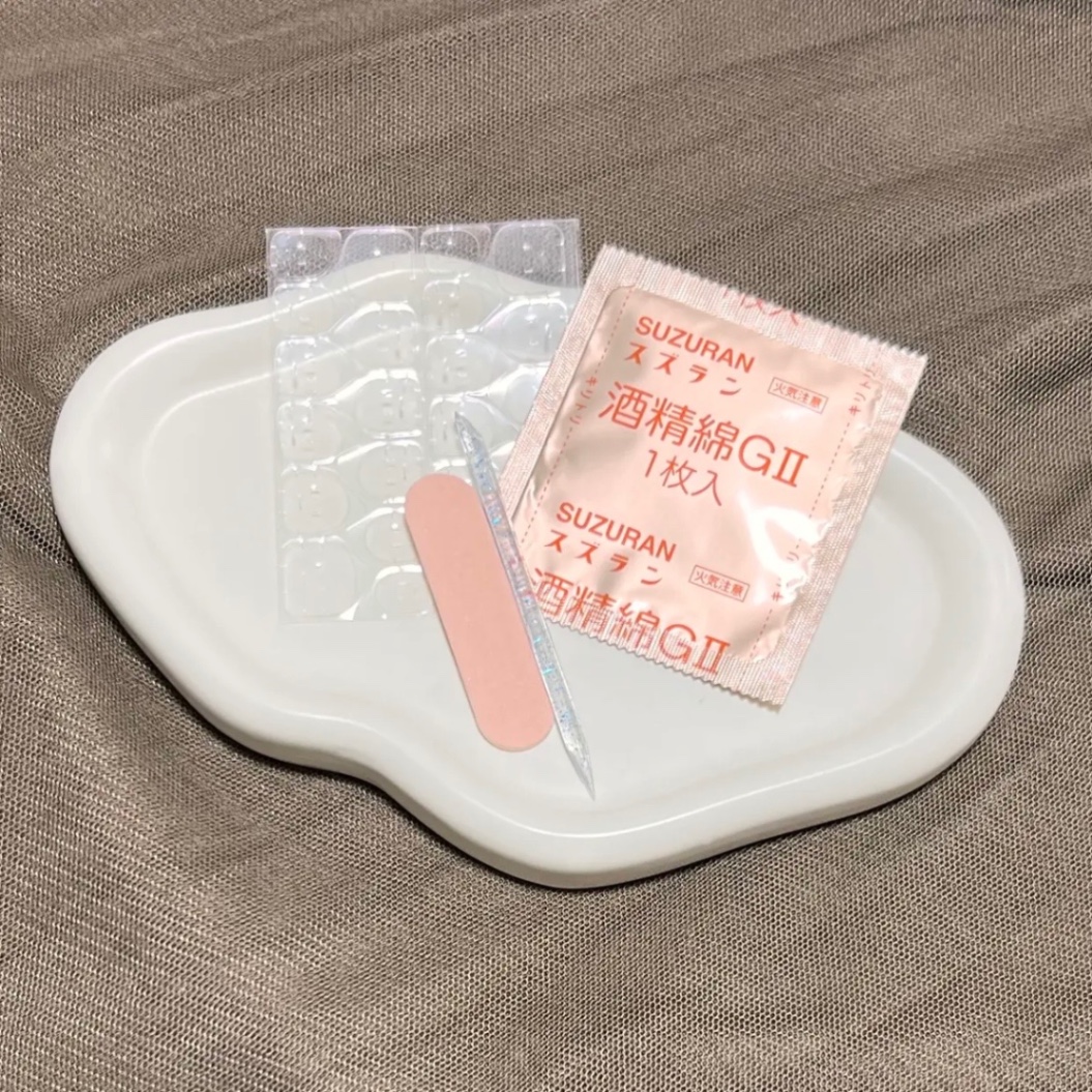 【#1ワインレッド シロップネイル×丸ホログラム うる艶ネイルチップ】 5枚目