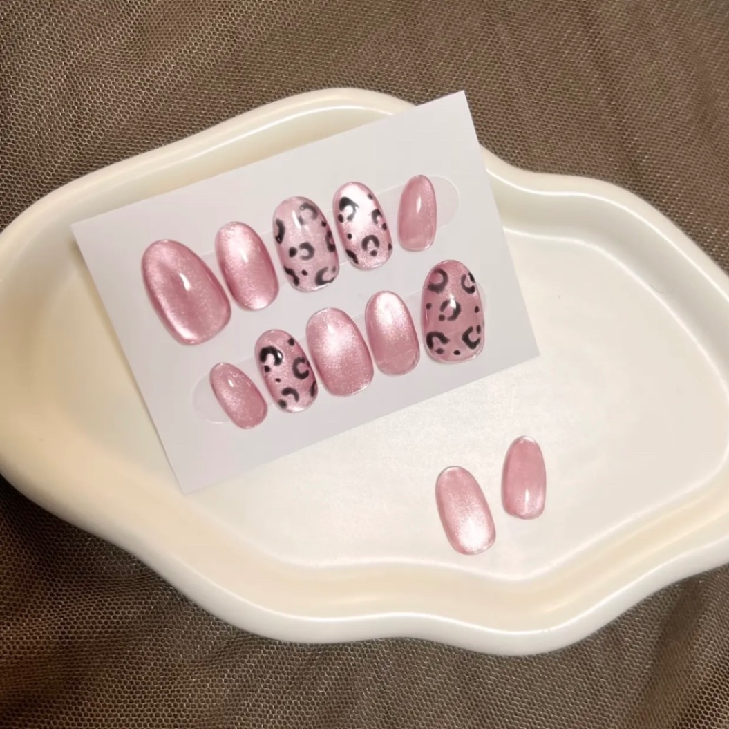 【#3 大人くすみグレープピンクガラスマグレオパード　ネイルチップ】 2枚目