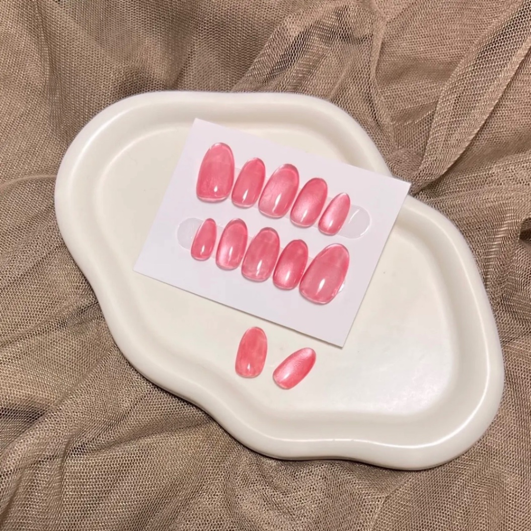 【#5 春艶リップのレッドカラーマグネットネイルチップ ネイルチップ】 2枚目