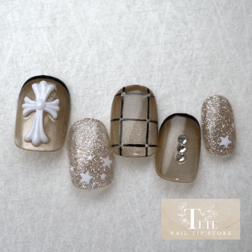 【７】クロス×マグネットネイル