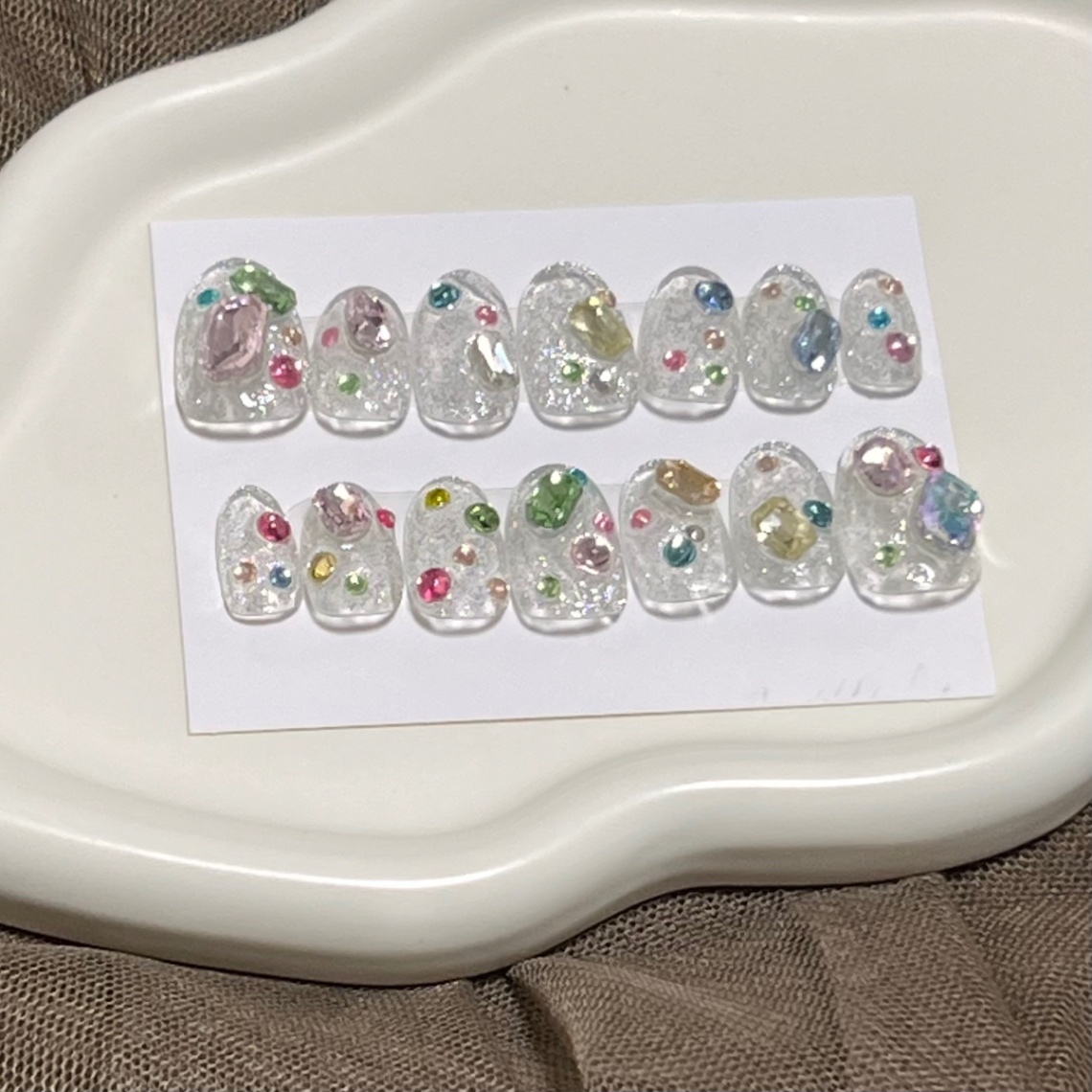 【#9ネイルチップ】プラチナグリッタージュエルビジュードロップネイルチップ 3枚目