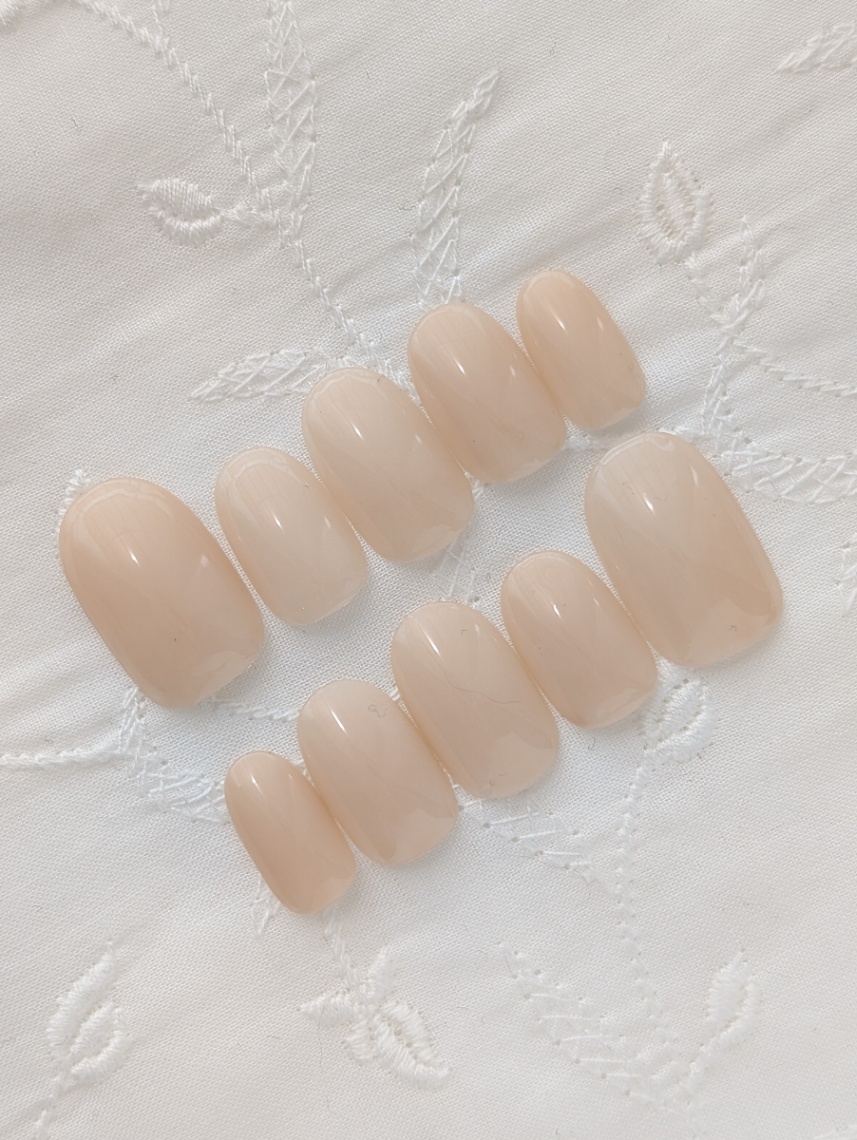 【期間限定価格】上品ヌードベージュのシンプルネイルチップ｜肌なじみカラー｜オフィス・ブライダル・普段使いに 057  1枚目