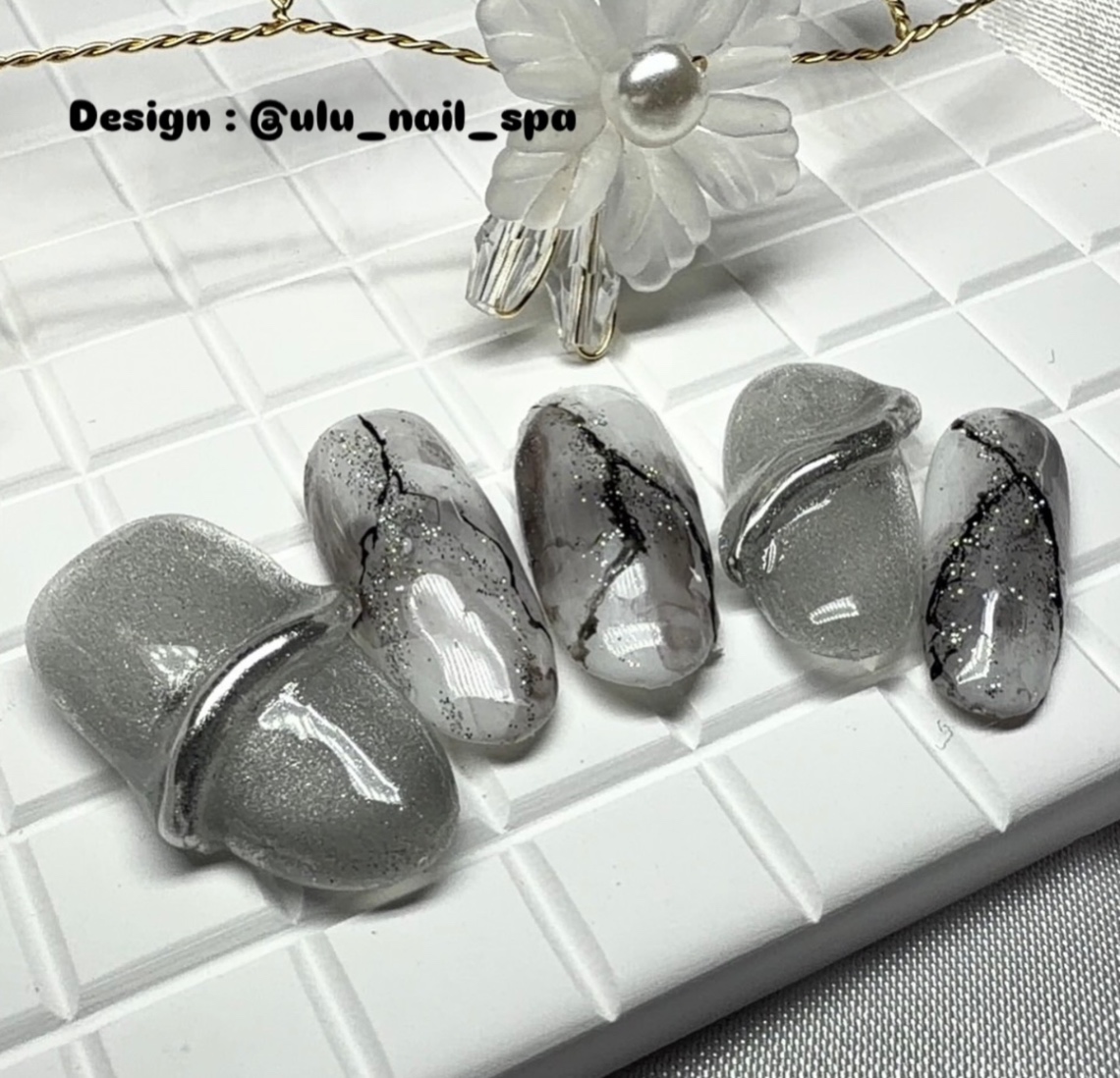 【型取りフルオーダー】
爪の形から作る精密ネイルチップ｜プロネイリストによる共同制作・完全デザイン相談制 9枚目