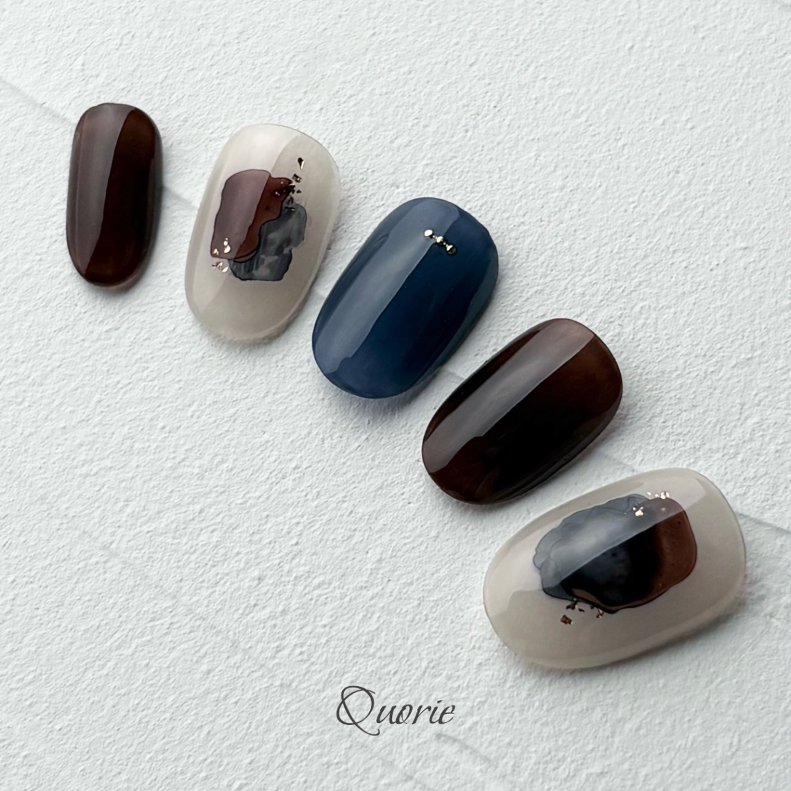 Brown Navy Ink/ブラウン ネイビー インク/インクネイル/塗りかけデザイン 1枚目