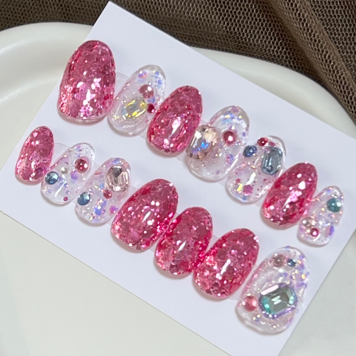 【#10ネイルチップ】プリンセスブーケネイルチップ 1枚目