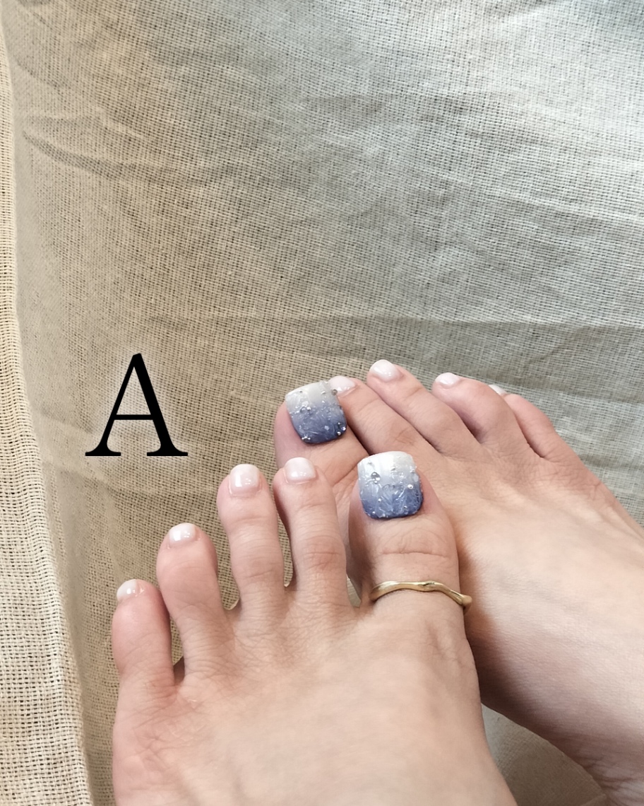 foot nail / フットネイル/涼しげ 爽やか繊細ネイル きれいめデザイン 3枚目